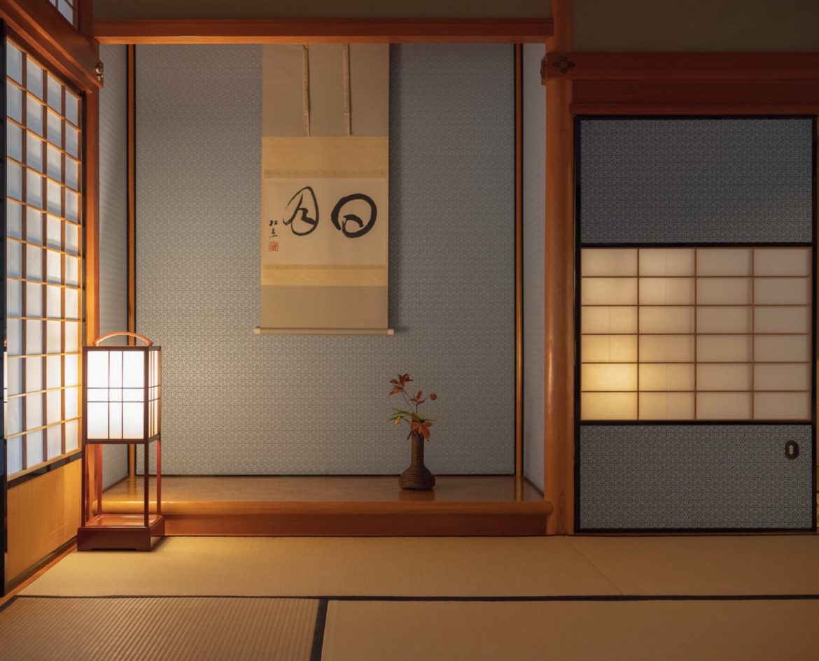 Tokonoma japon esthétique japonaise ikebana